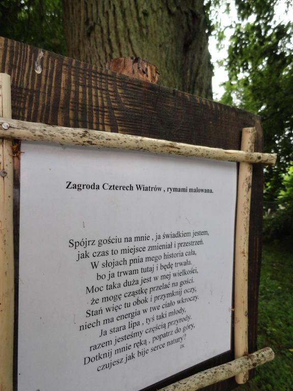 Zagroda Cztery Wiatry Sadry Luaran gambar